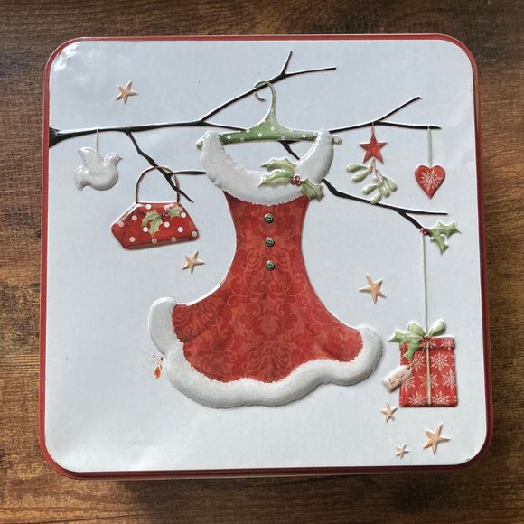 Two Christmas cookie tins - Picture 1 of 9